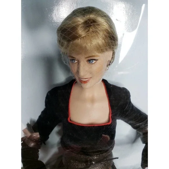 NIB FRANKLIN MINT Princess Diana Porcelain Doll Taffeta Plaid Dress. is available for purchase on au PAY Market - Imported Goods Online Store Co.Ltd. | au PAY Market - Online Shopping Site NIB FRANKLIN MINT Princess Diana Porcelain Doll Taffeta Plaid Dress. is available for purchase on au PAY Market - Imported Goods Online Store Co.Ltd. | au PAY Market - Online Shopping Site